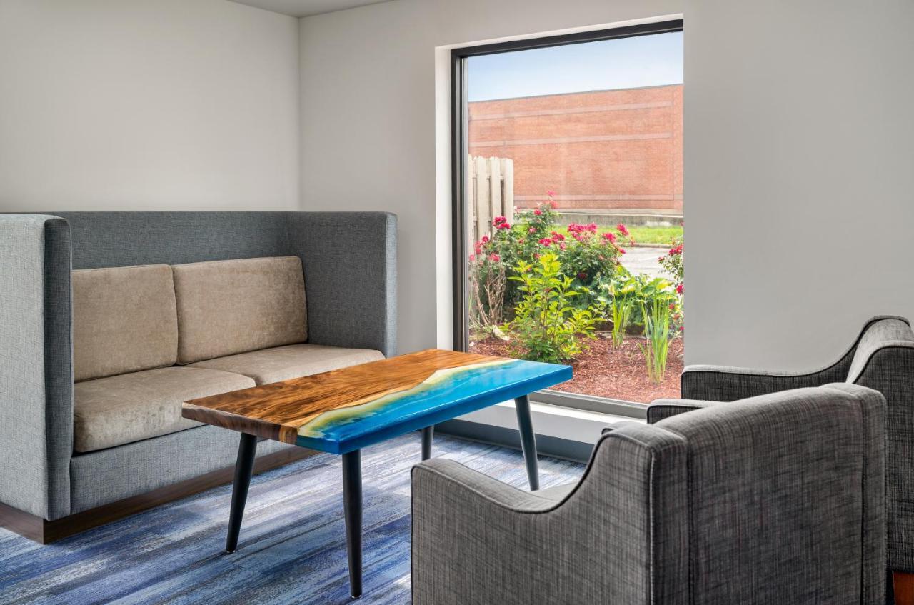 La Quinta Inn By Wyndham Columbus Airport Area Eksteriør bilde